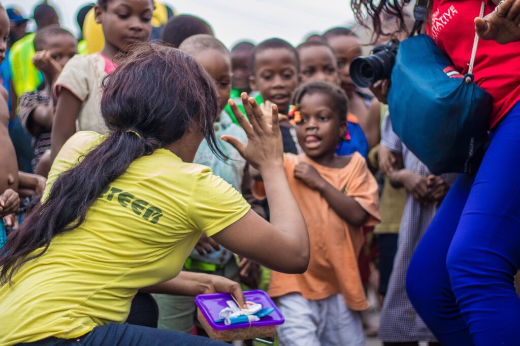 volunteer frica